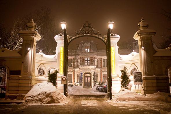 Central Station Hostel Warschau Buitenkant foto